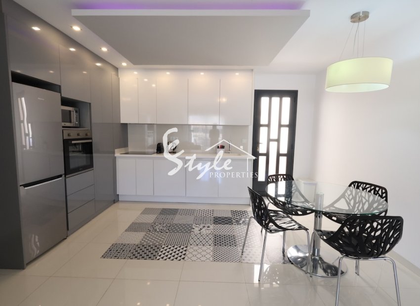 Resale - Apartament  - Pilar de la Horadada - El Pilar de la Horadada