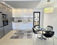 Resale - Apartament  - Pilar de la Horadada - La Torre de la Horadada