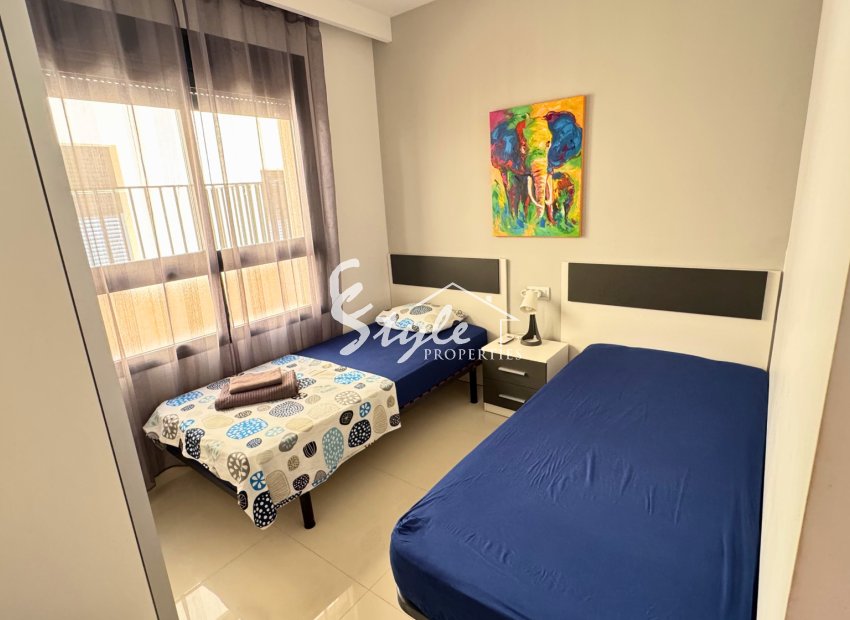 Resale - Apartament  - Pilar de la Horadada - La Torre de la Horadada