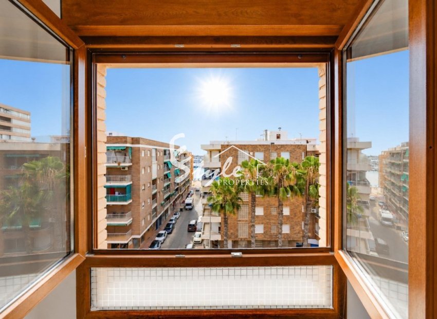 Resale - Apartament  - Playa del Acequion - Torrevieja
