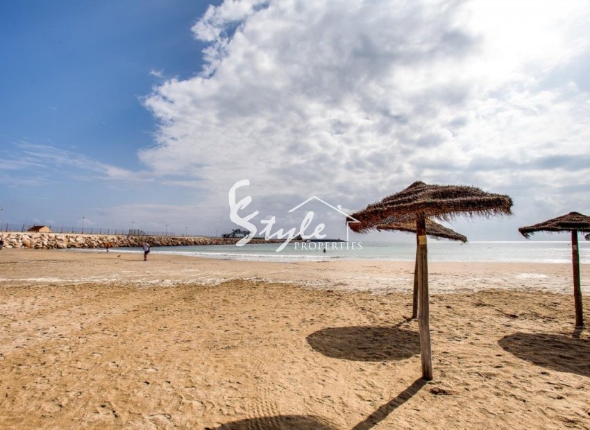 Resale - Apartament  - Playa del Acequion - Torrevieja