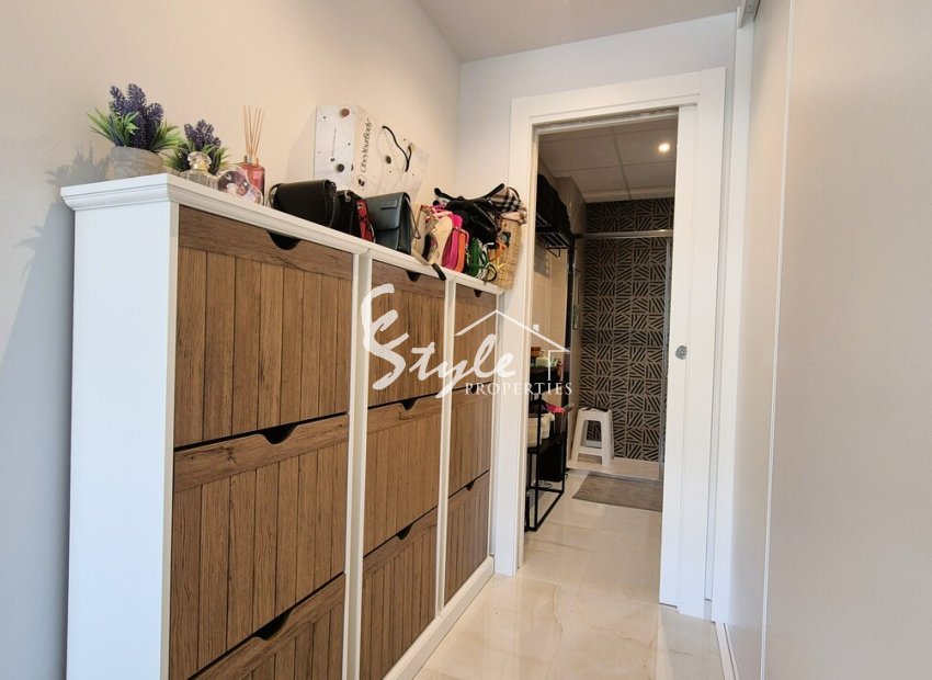 Resale - Apartament  - Playa Flamenca - Costa Blanca