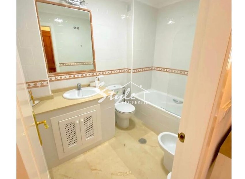 Resale - Apartament  - Playa Flamenca - Orihuela Costa