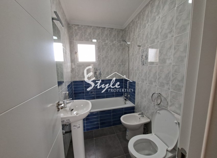 Resale - Apartament  - Playa Flamenca - Res. San Antonio