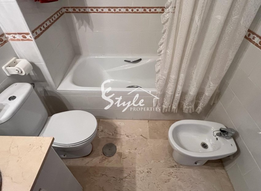Resale - Apartament  - Playa Flamenca