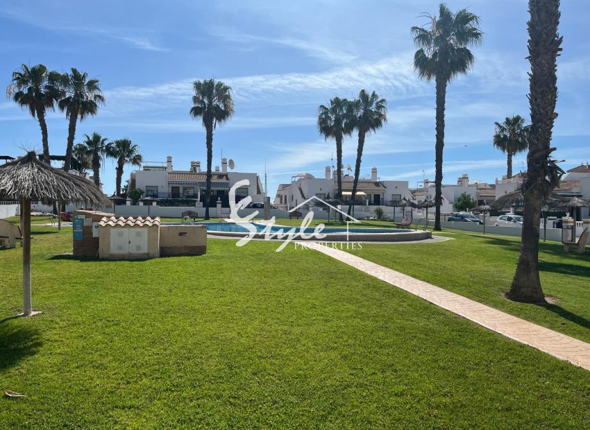 Resale - Apartament  - Playa Flamenca