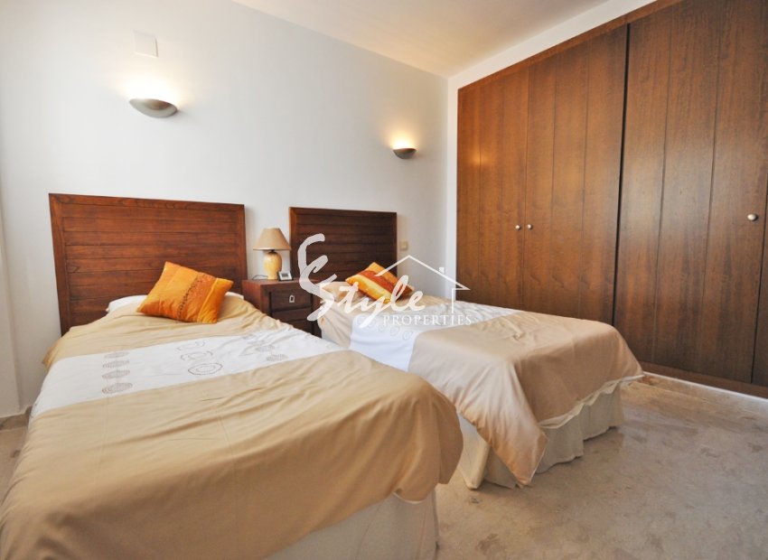 Resale - Apartament  - Punta Prima - La Entrada