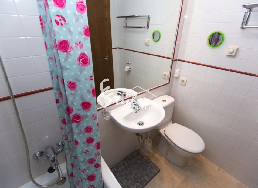 Resale - Apartament  - Punta Prima - La Entrada