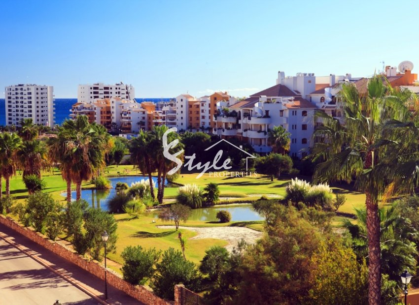 Resale - Apartament  - Punta Prima - La Entrada
