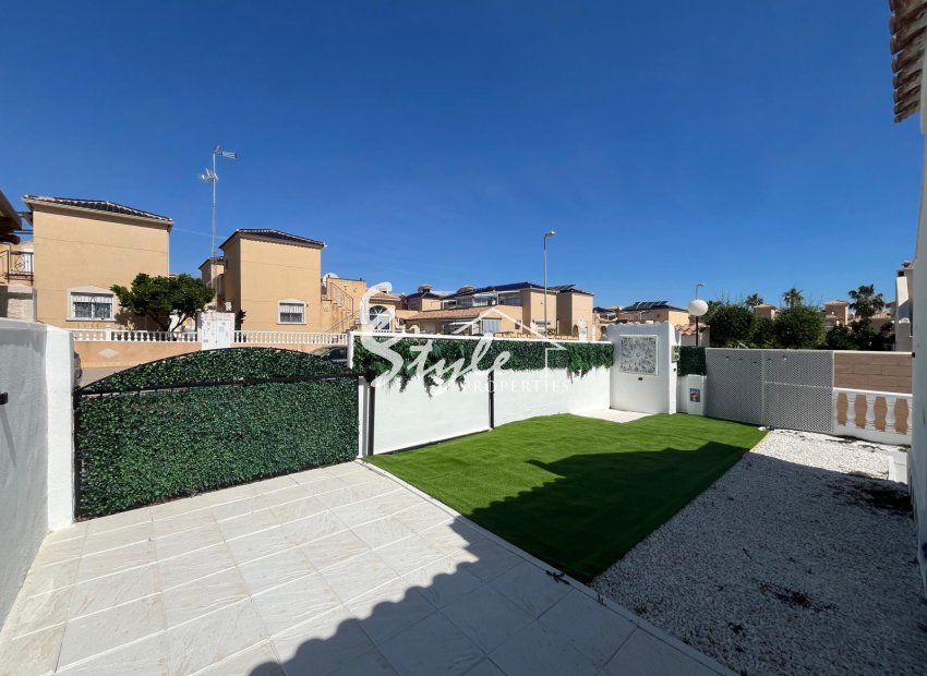 Resale - Apartament  - Punta Prima - Serena