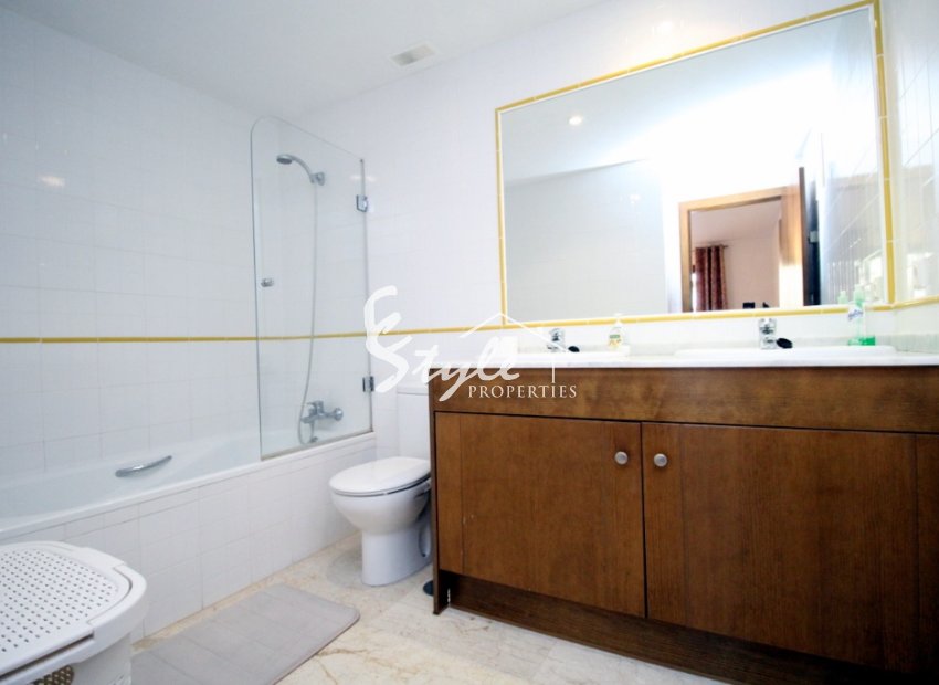 Resale - Apartament  - Punta Prima