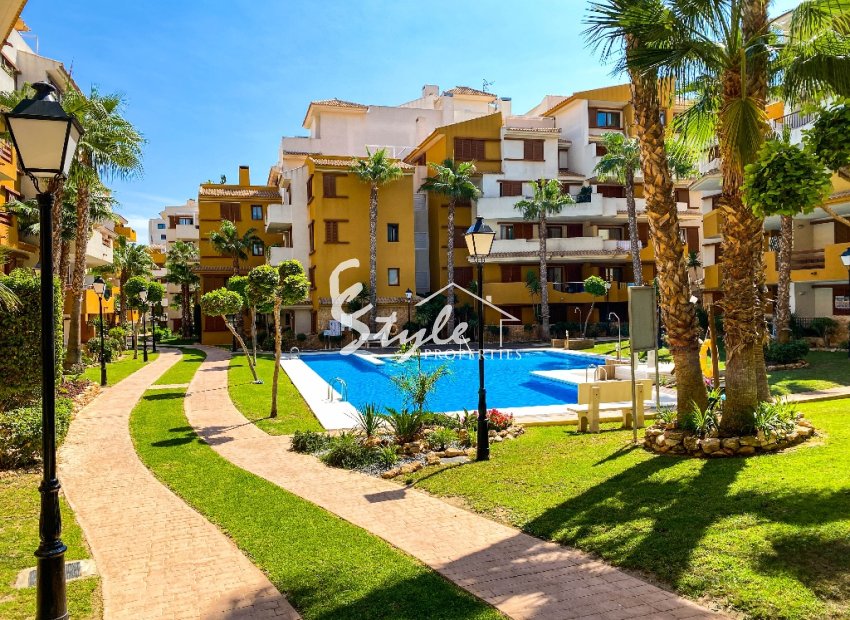 Resale - Apartament  - Punta Prima