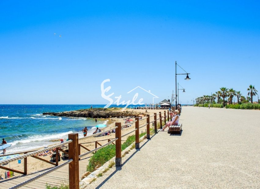 Resale - Apartament  - Punta Prima