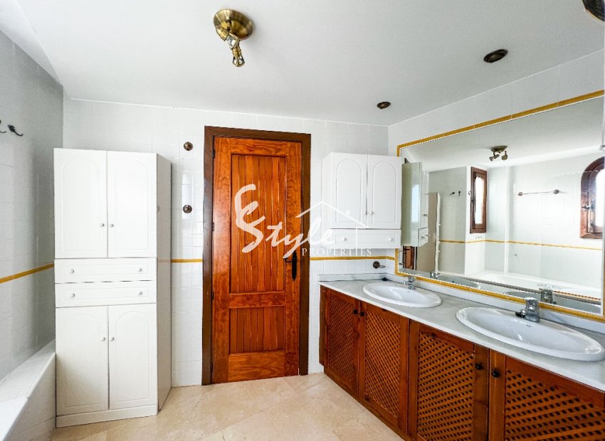 Resale - Apartament  - Punta Prima