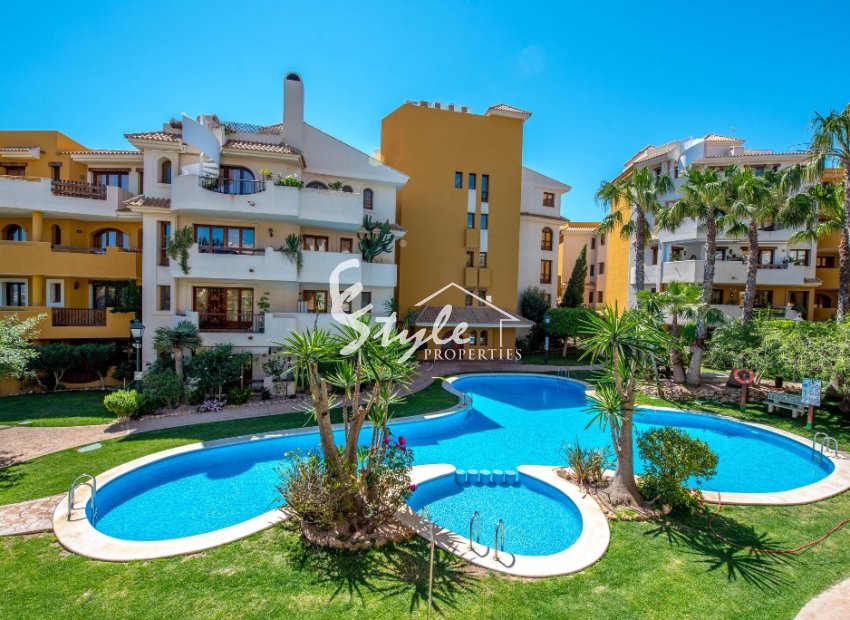 Resale - Apartament  - Punta Prima