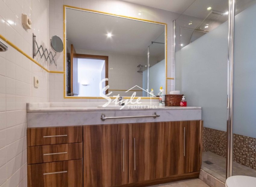 Resale - Apartament  - Punta Prima