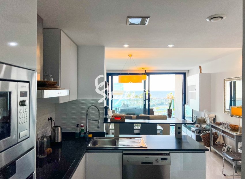 Resale - Apartament  - Punta Prima