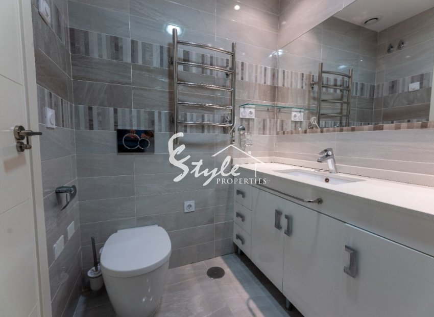 Resale - Apartament  - Punta Prima