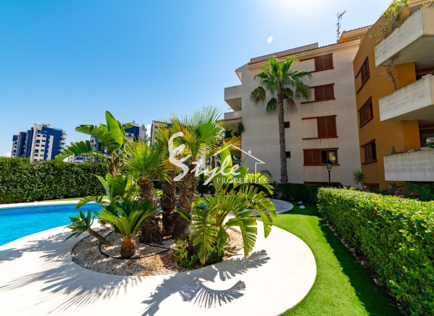 Resale - Apartament  - Punta Prima
