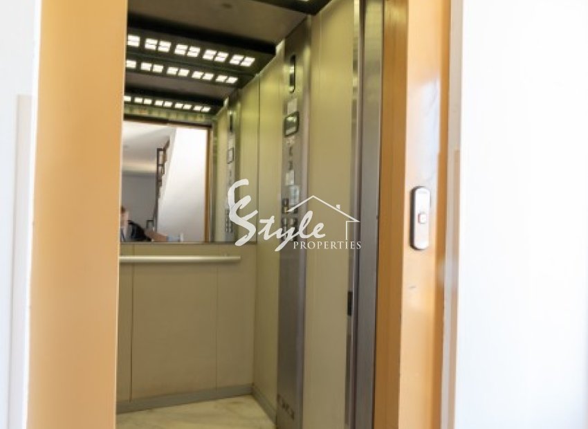 Resale - Apartament  - Punta Prima