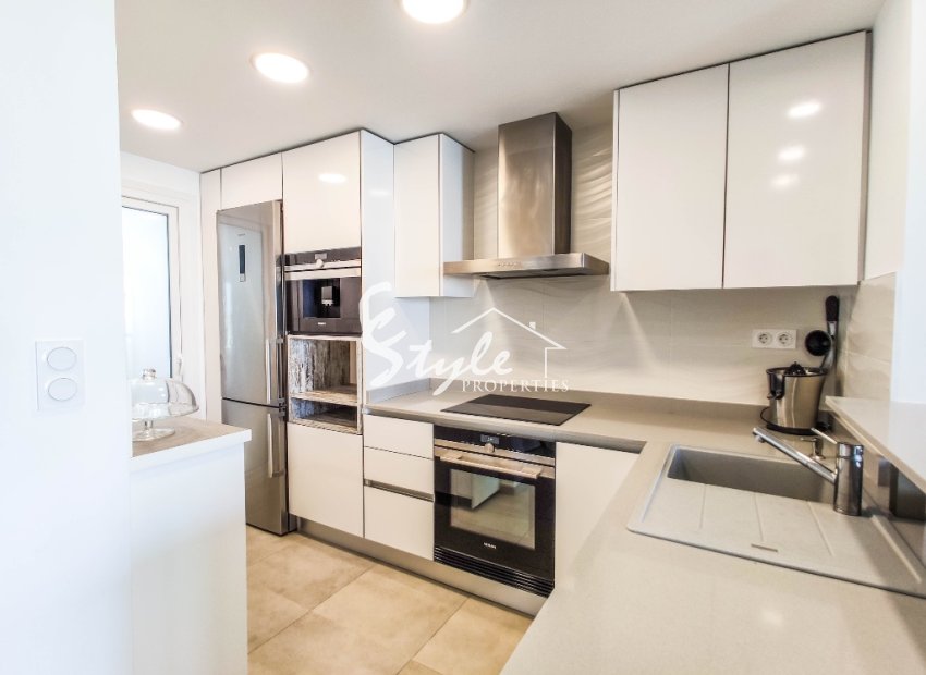 Resale - Apartament  - Punta Prima