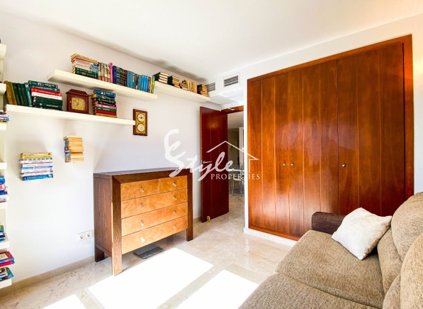 Resale - Apartament  - Punta Prima