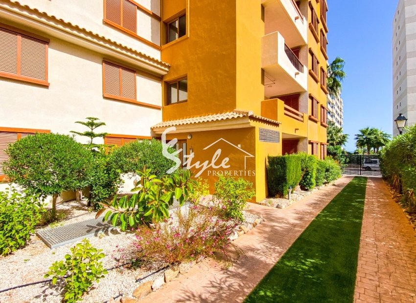 Resale - Apartament  - Punta Prima