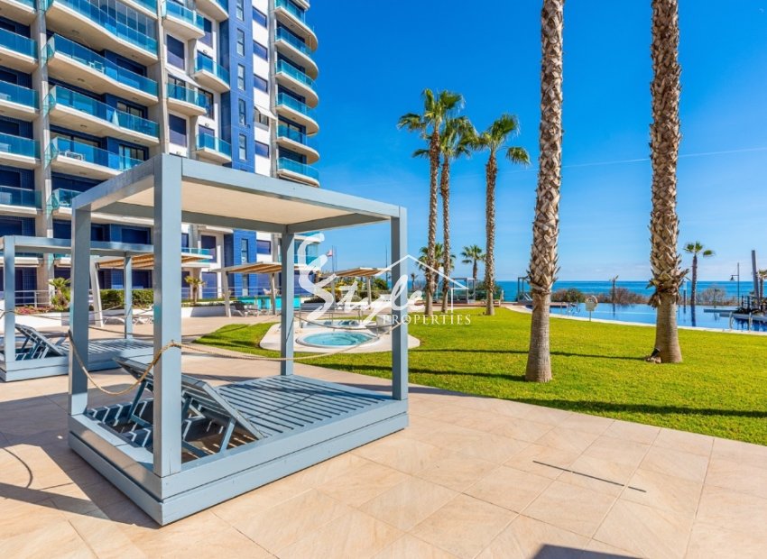 Resale - Apartament  - Punta Prima
