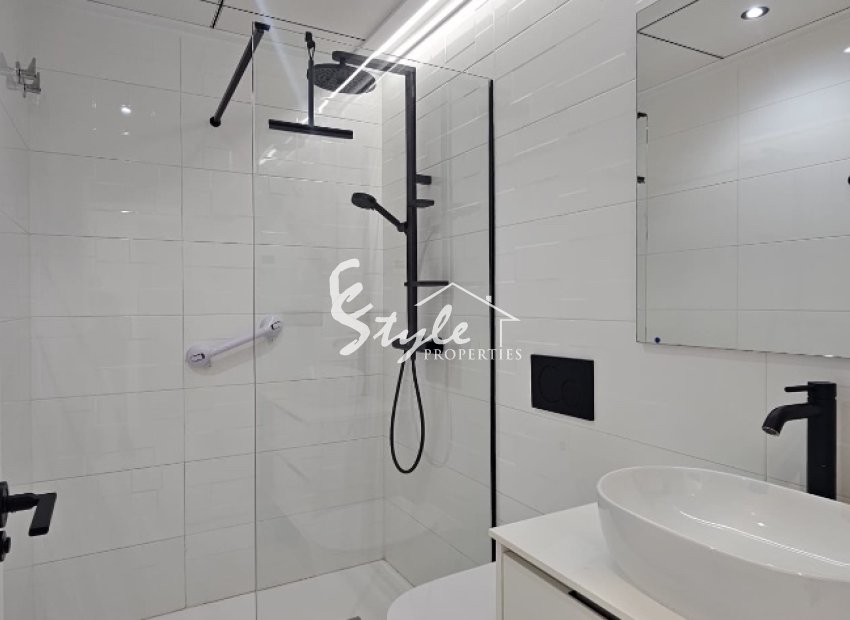 Resale - Apartament  - Punta Prima