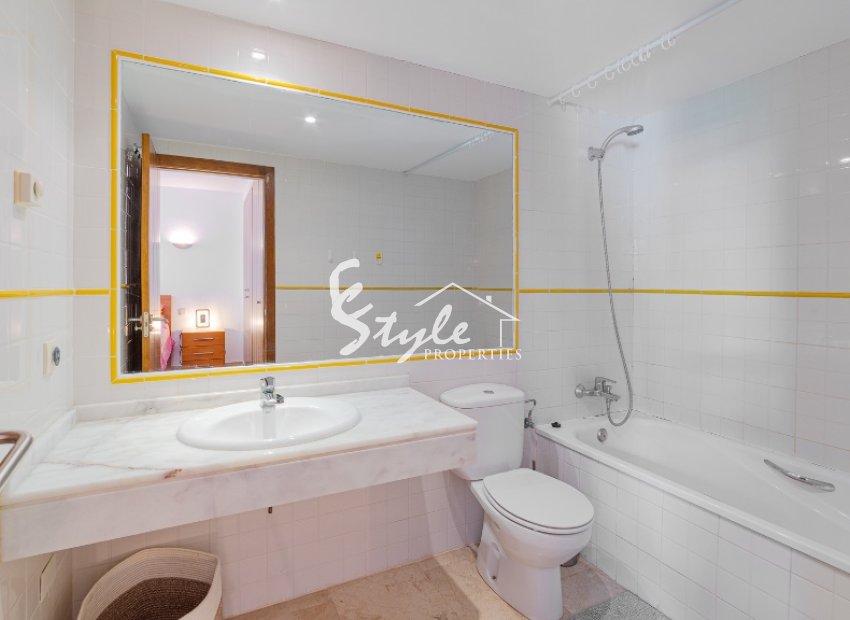 Resale - Apartament  - Punta Prima