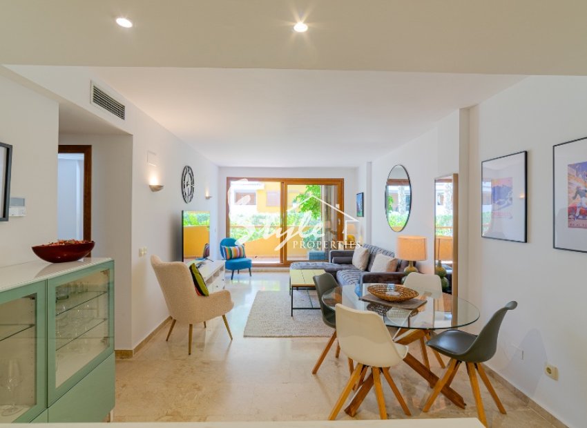 Resale - Apartament  - Punta Prima