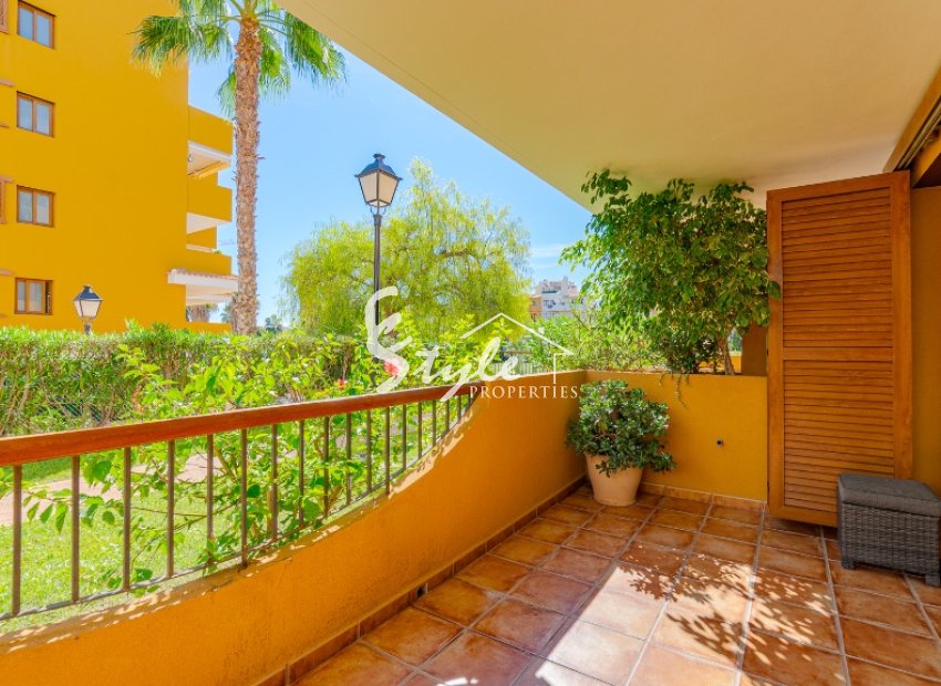 Resale - Apartament  - Punta Prima