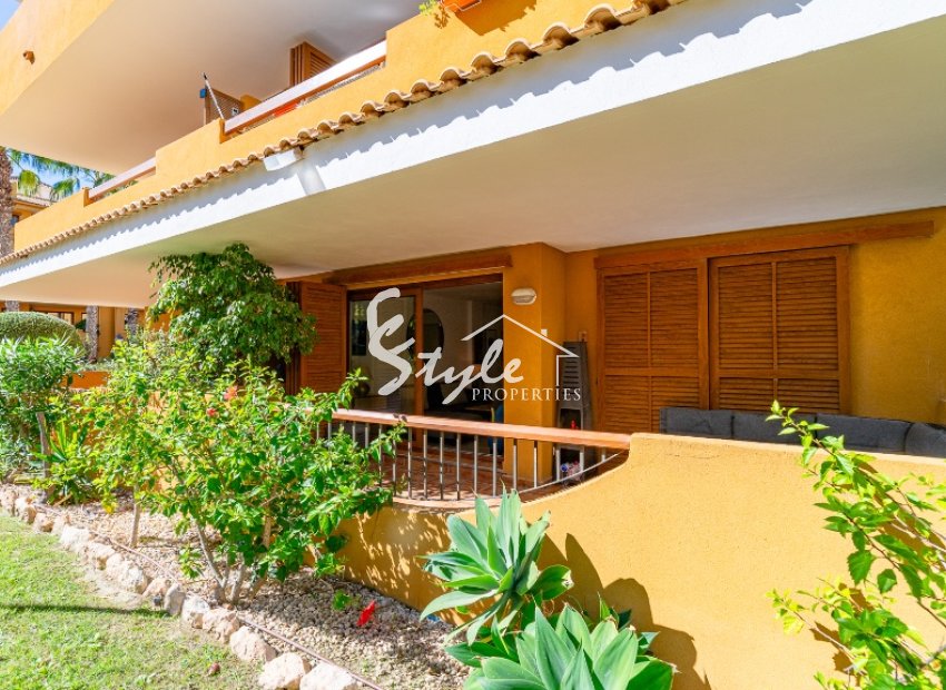 Resale - Apartament  - Punta Prima