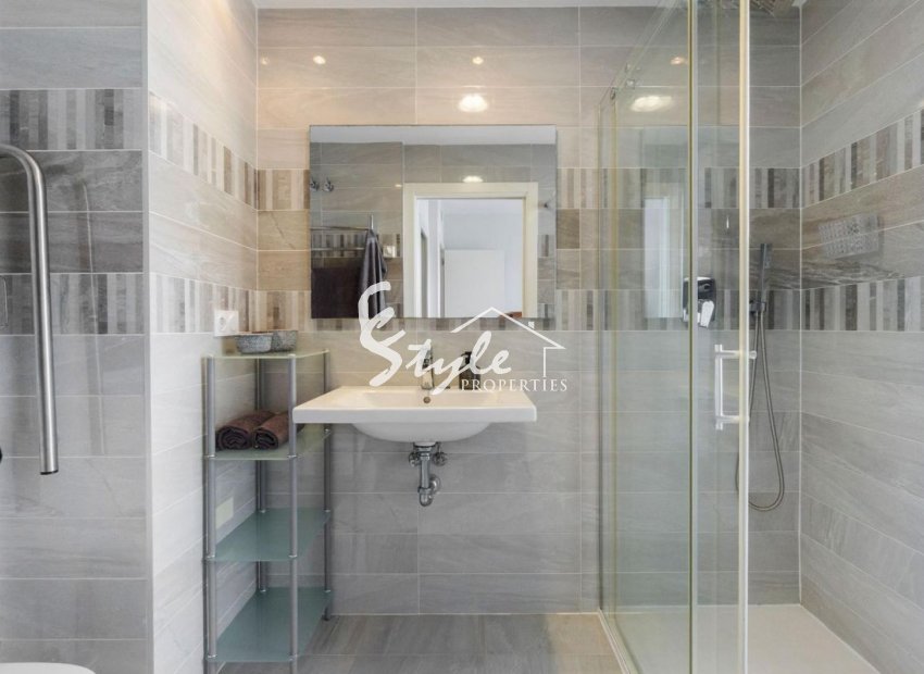 Resale - Apartament  - Punta Prima