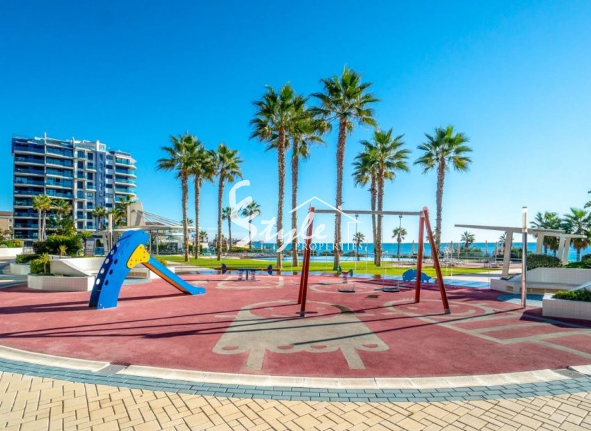 Resale - Apartament  - Punta Prima