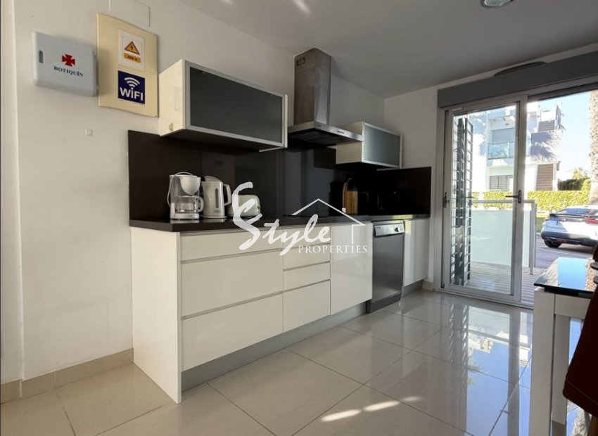 Resale - Apartament  - Punta Prima