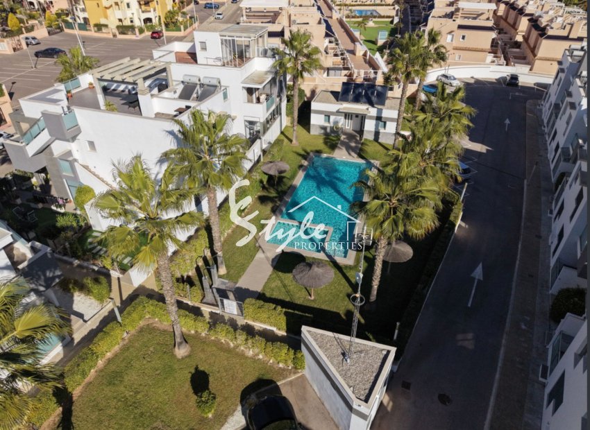 Resale - Apartament  - Punta Prima
