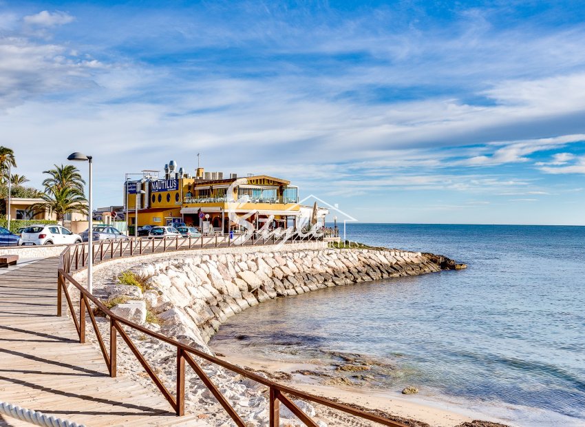 Resale - Apartament  - Punta Prima