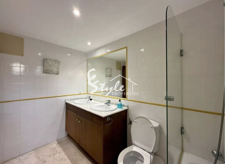 Resale - Apartament  - Punta Prima