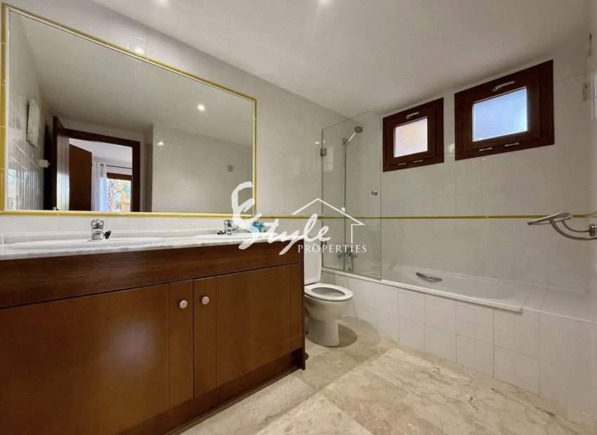 Resale - Apartament  - Punta Prima