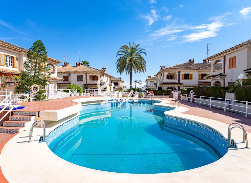 Resale - Apartament  - Punta Prima