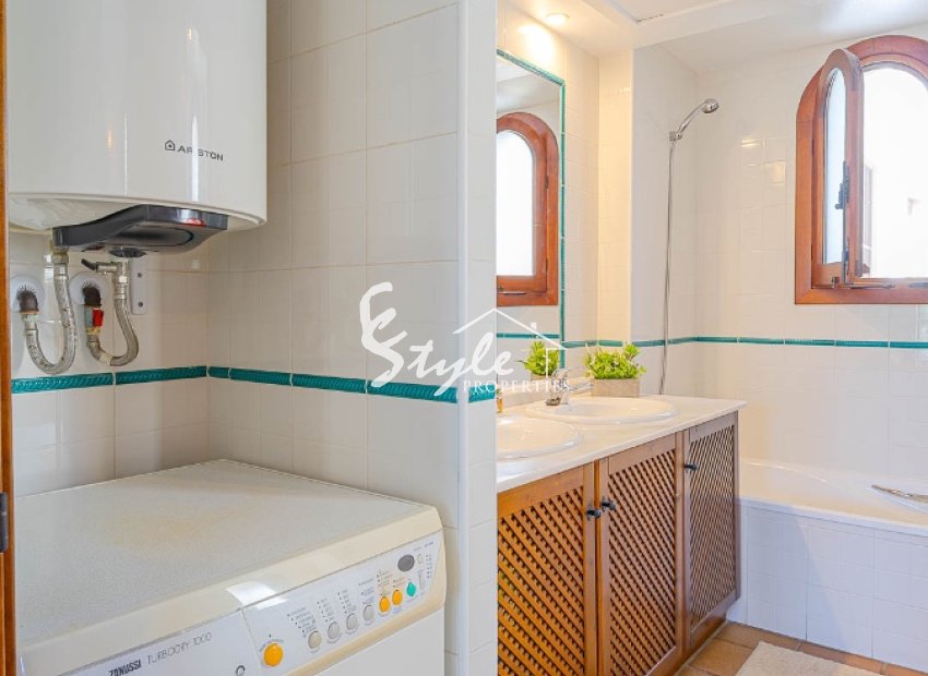 Resale - Apartament  - Punta Prima