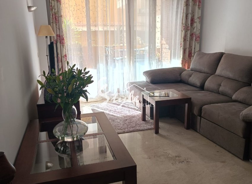 Resale - Apartament  - Punta Prima