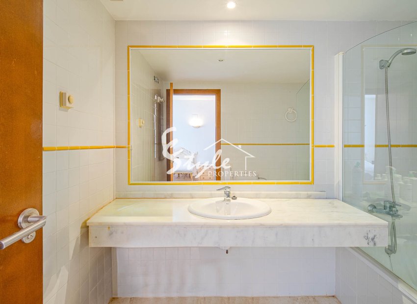 Resale - Apartament  - Punta Prima