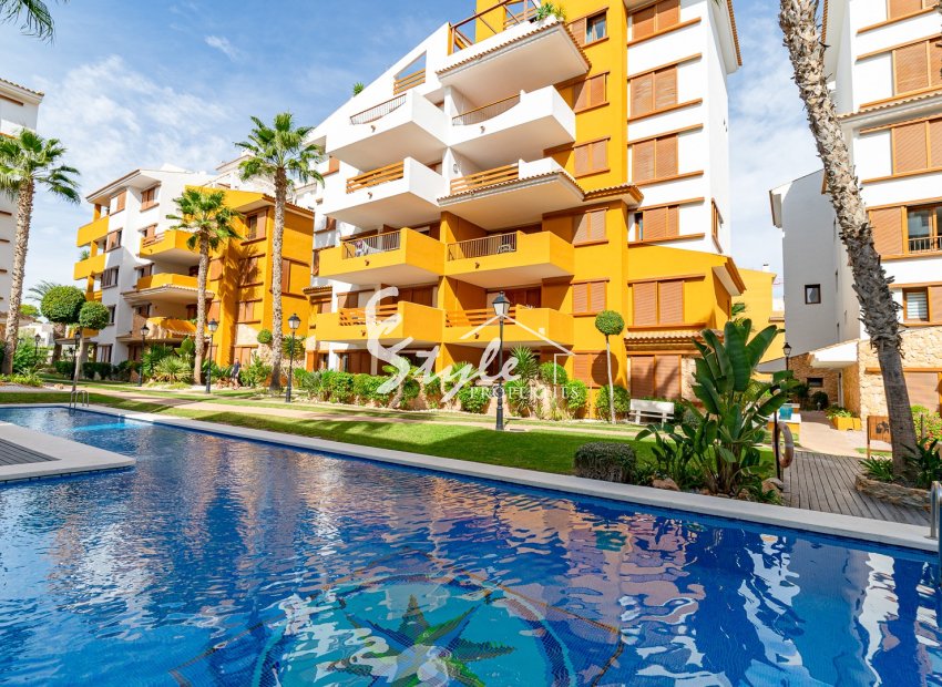Resale - Apartament  - Punta Prima