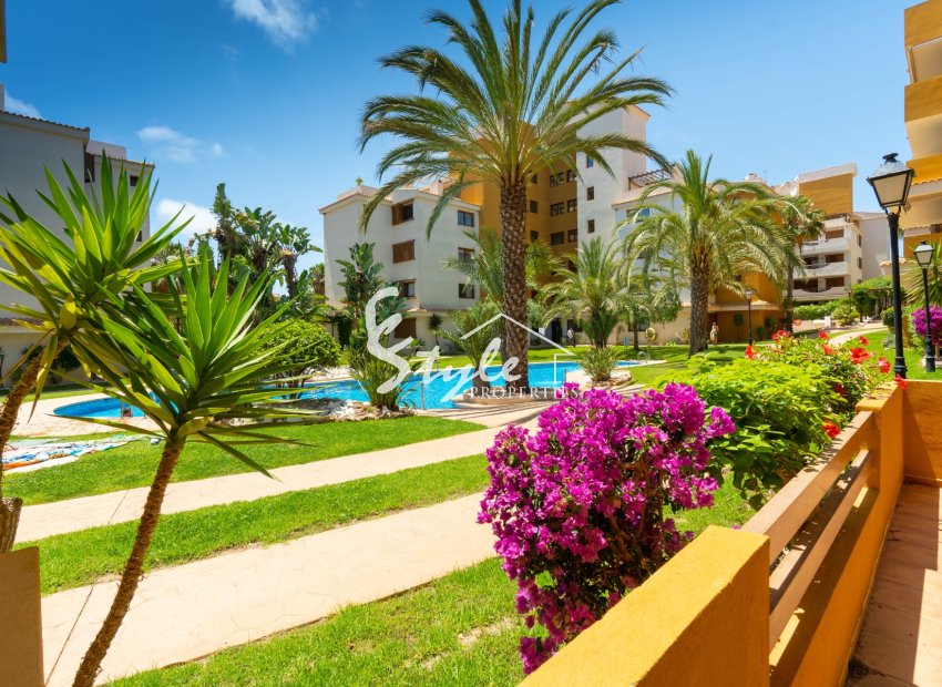 Resale - Apartament  - Punta Prima