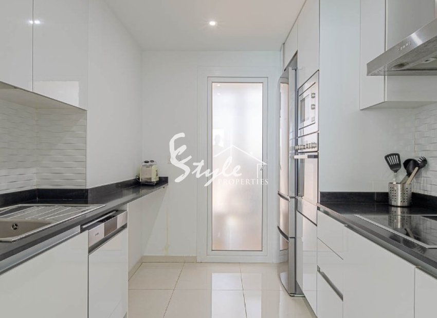 Resale - Apartament  - Punta Prima