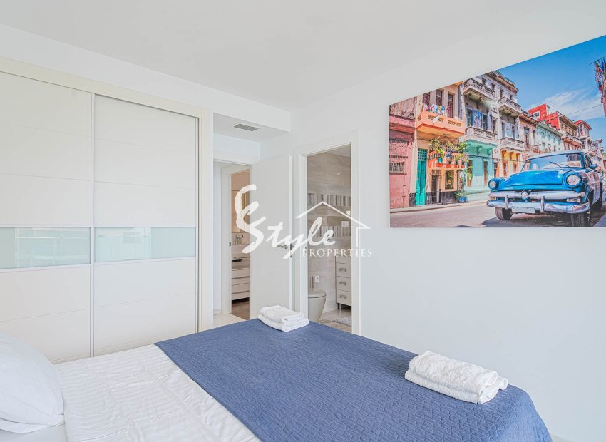 Resale - Apartament  - Punta Prima