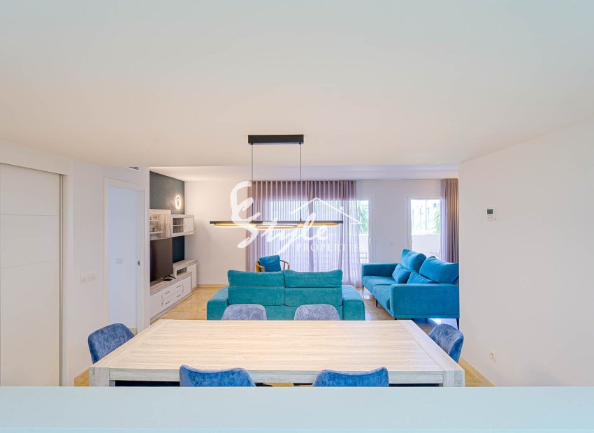 Resale - Apartament  - Punta Prima