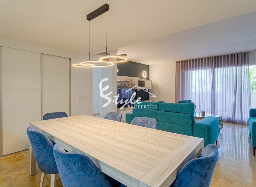 Resale - Apartament  - Punta Prima